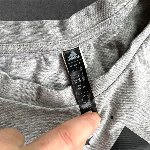 Adidas Gray Sleep Shirt Short Sleeve - Picture 3 of 8